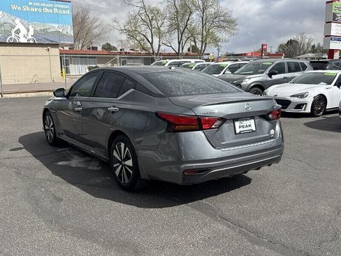 Used 2021 Nissan Altima 2.5 SV FWD image 5