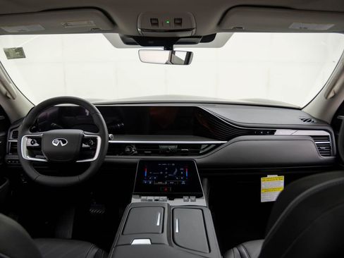 New 2026 INFINITI QX80 Luxe w/ Cargo Package image 9