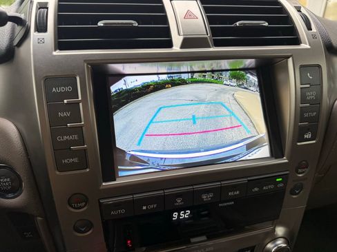 Used 2019 Lexus GX 460 Premium AWD/4WD image 7