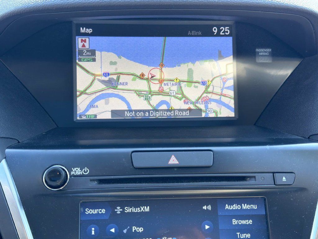 Used 2019 Acura MDX w/ Technology Package AWD/4WD image 25