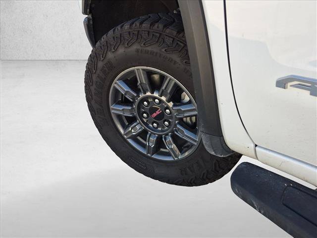 Used 2025 GMC Sierra 1500 AT4X AWD/4WD image 10