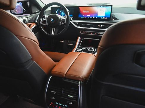 Used 2024 BMW X6 M60i image 36