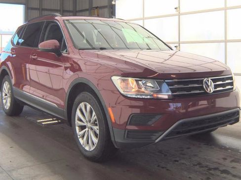 Used 2018 Volkswagen Tiguan SE image 6