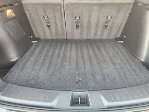 Used 2025 Chevrolet TrailBlazer LT AWD/4WD image 32