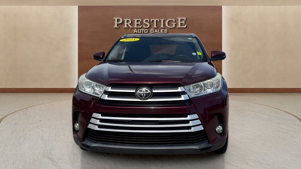 Used 2018 Toyota Highlander XLE AWD/4WD image 24