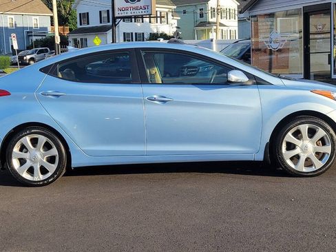 Used 2013 Hyundai Elantra Limited w/ Technology Pkg FWD image 5