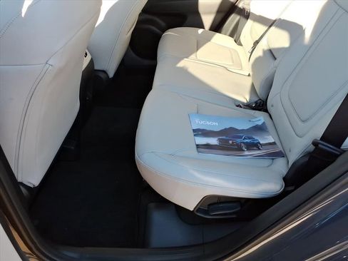 Used 2026 Hyundai Tucson SEL image 11