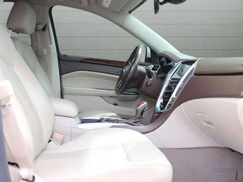 Used 2014 Cadillac SRX Performance w/ Driver Awareness Package image 16