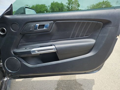 Used 2015 Ford Mustang GT Premium w/ Equipment Group 401A RWD image 28
