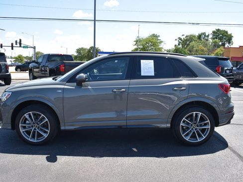 Used 2025 Audi Q3 2.0T Premium w/ Convenience Package AWD/4WD image 4