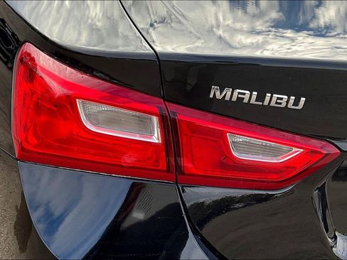 Used 2024 Chevrolet Malibu LT image 21