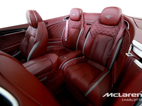 Used 2022 Bentley Continental GT Speed image 17