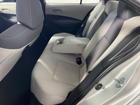 Used 2022 Toyota Corolla LE image 25
