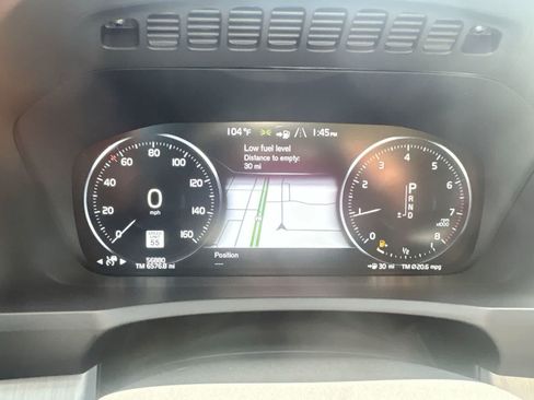 Used 2022 Volvo XC90 T5 Momentum w/ Climate Package FWD image 19