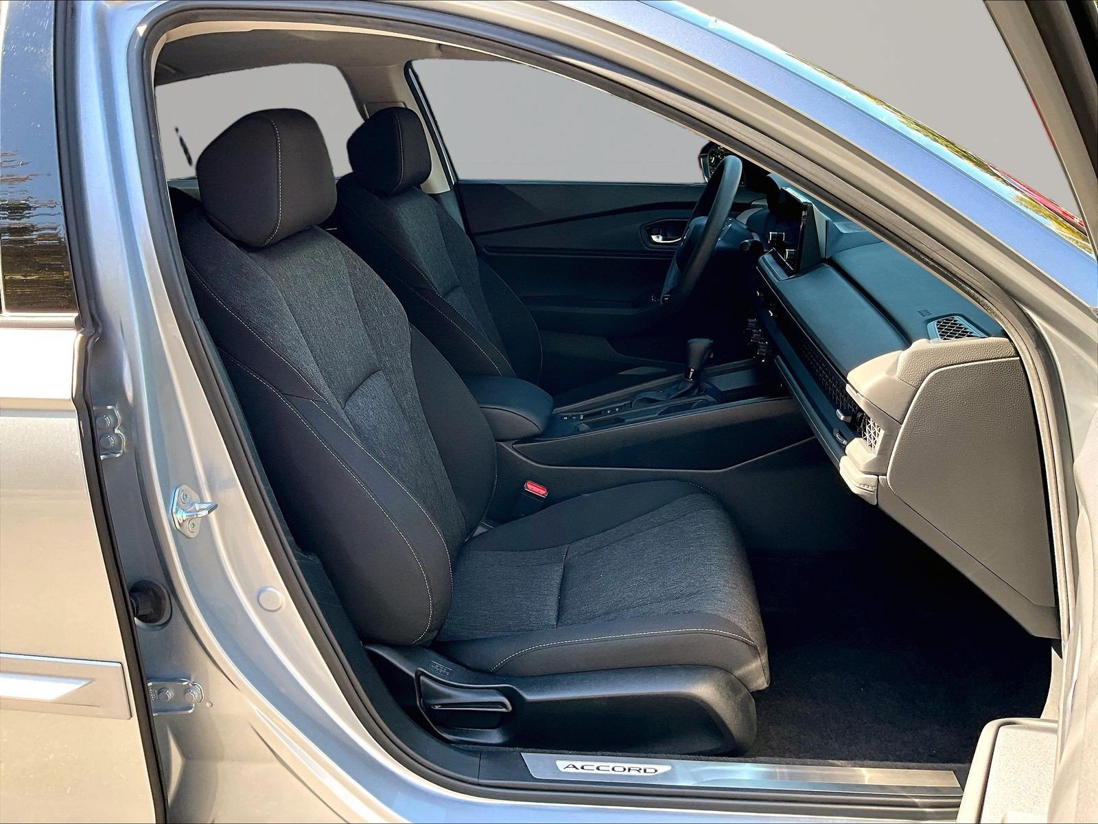 Used 2024 Honda Accord EX image 28