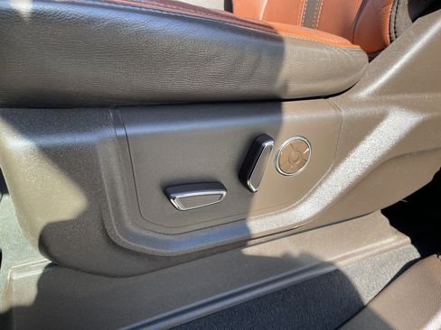 Used 2019 Ford F350 King Ranch w/ King Ranch Ultimate Package AWD/4WD image 14