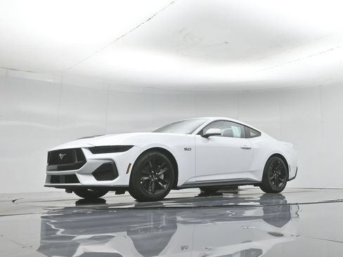 New 2026 Ford Mustang GT RWD image 37