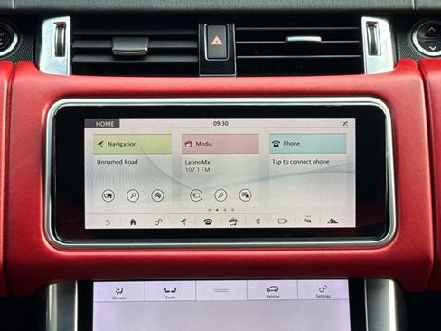 Used 2021 Land Rover Range Rover Sport HST image 13