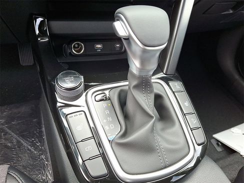 New 2026 Kia Seltos S image 8