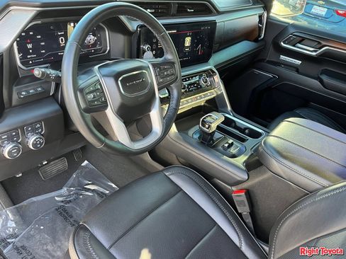 Used 2024 GMC Sierra 1500 Denali w/ Denali Reserve Package AWD/4WD image 19