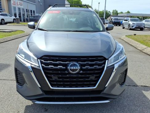 Certified 2024 Nissan Kicks SV w/ Interior Electronics Package FWD image 18