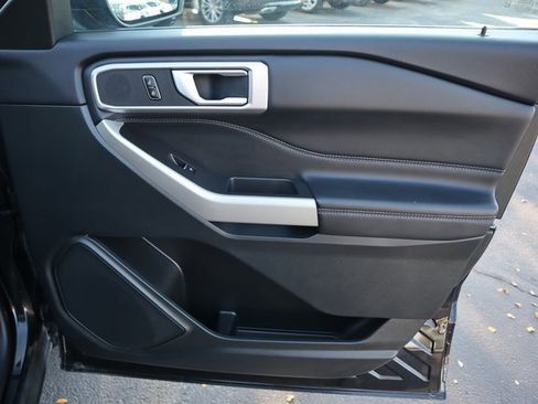 Certified 2024 Ford Explorer XLT w/ Equipment Group 202A image 19