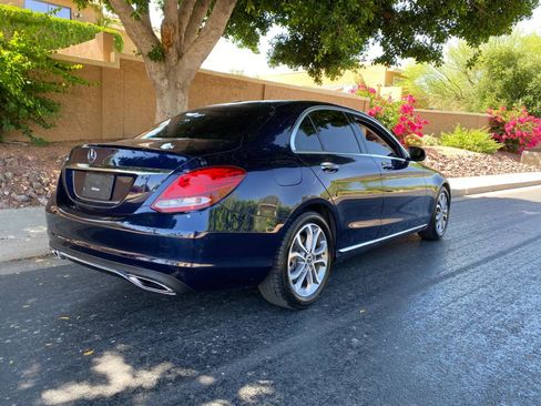 Used 2018 Mercedes-Benz C 300 Sedan image 3