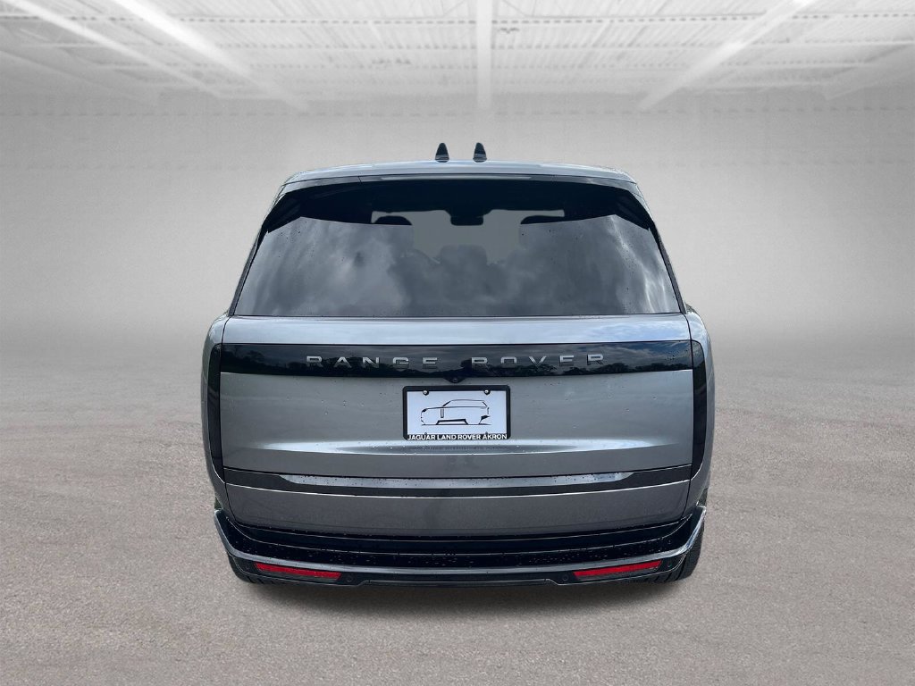 Certified 2026 Land Rover Range Rover SE AWD/4WD image 4