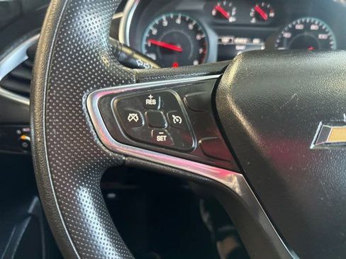 Used 2020 Chevrolet Malibu LT image 14