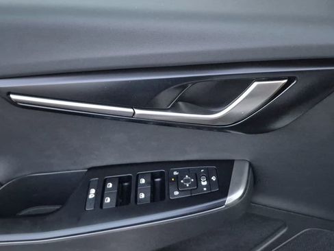 New 2025 Kia EV6 Light w/ Light LR Technology Package image 7