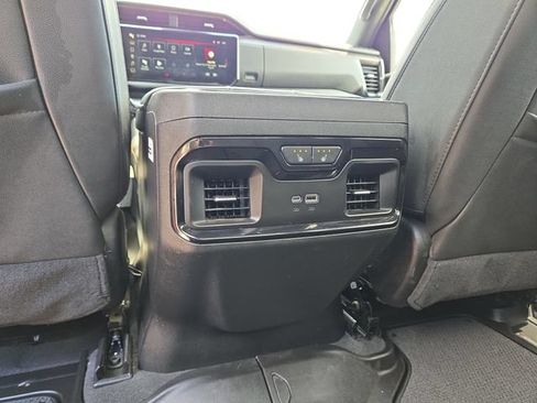 Used 2025 GMC Sierra 3500 AT4 w/ AT4 Premium Plus Package AWD/4WD image 37