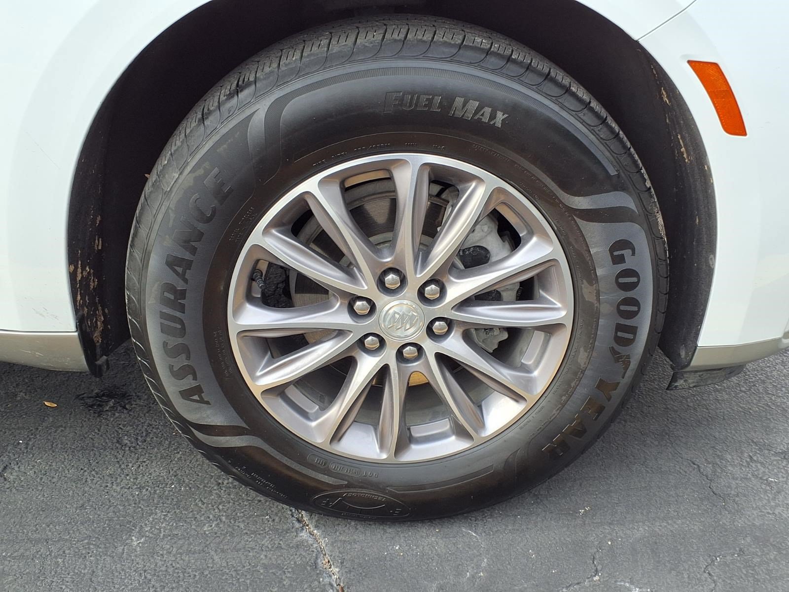 Used 2022 Buick Enclave Premium FWD image 8