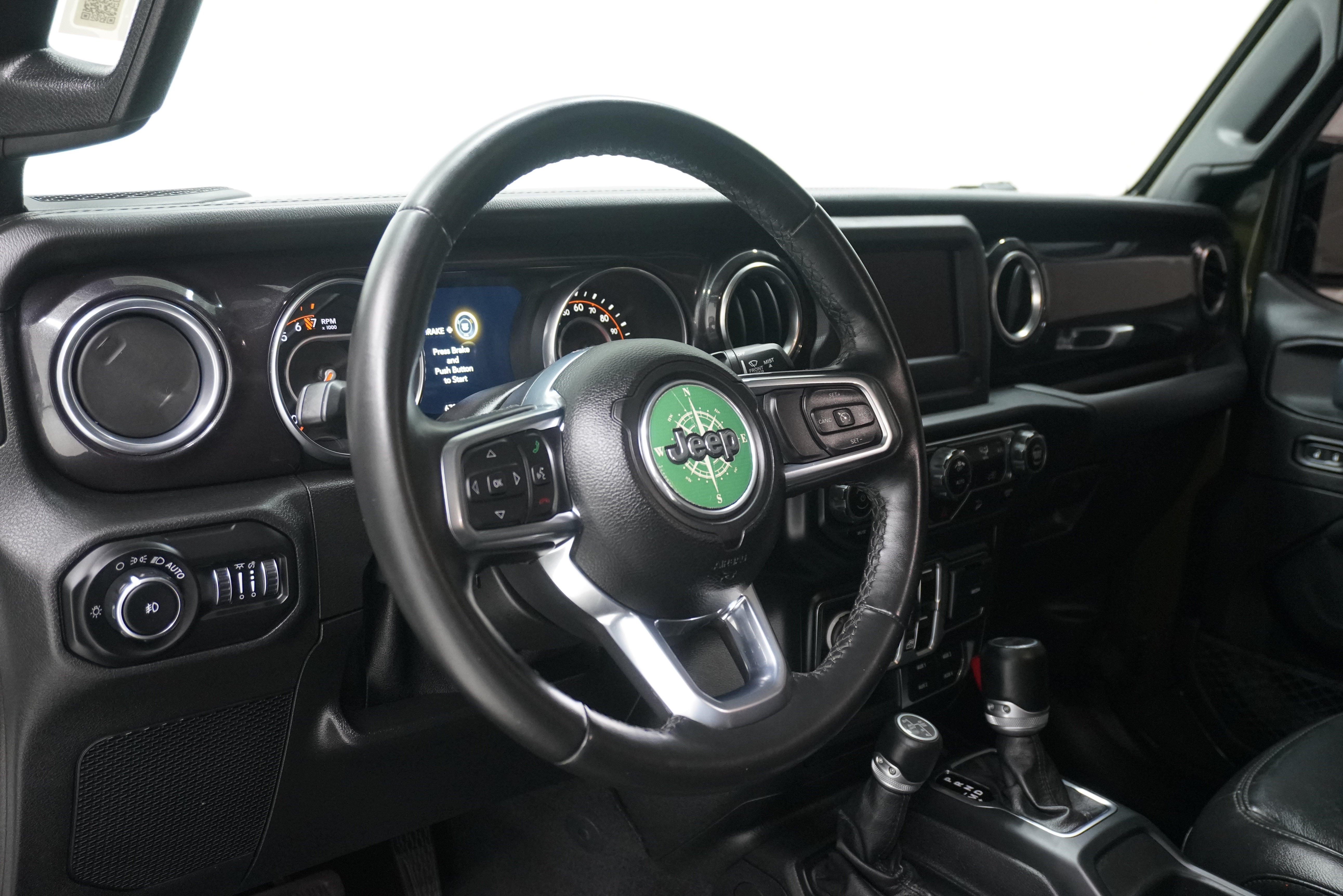 Used 2021 Jeep Wrangler Unlimited Sahara AWD/4WD image 12