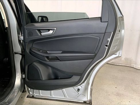 Used 2023 Ford Edge SE AWD/4WD image 23
