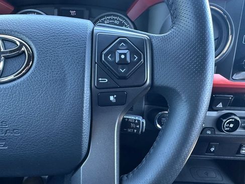 Used 2017 Toyota Tacoma TRD Off-Road w/ Tow Package (A/T) AWD/4WD image 20