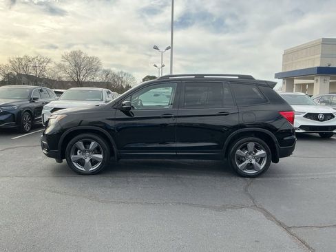 Used 2019 Honda Passport Touring image 2