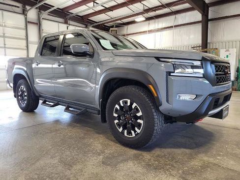 Used 2024 Nissan Frontier PRO-4X w/ Off-Road Protection Package image 7