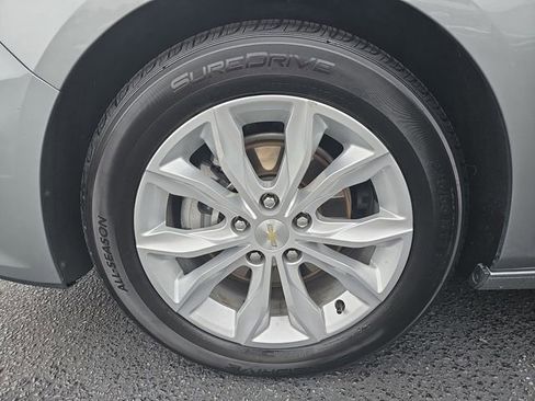 Used 2025 Chevrolet Malibu LT image 34