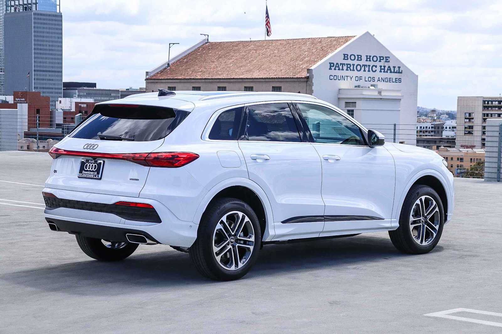 New 2026 Audi Q5 Premium AWD/4WD image 4