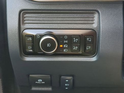 Used 2025 Ford F350 Lariat w/ Black Appearance Package image 22