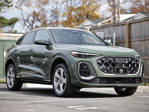 New 2025 Audi Q5 2.0T Premium Plus image 3