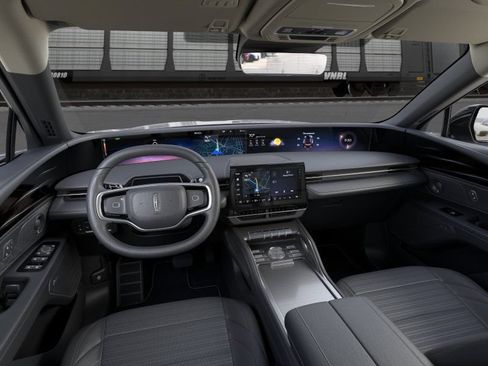 New 2026 Lincoln Nautilus Reserve w/ Jet Appearance Package AWD/4WD image 9