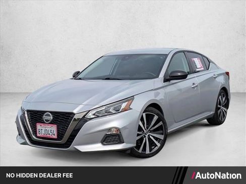 Used 2020 Nissan Altima 2.5 SR FWD image 1