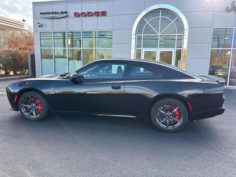 Used 2024 Dodge Charger Scat Pack w/ Plus Group image 4