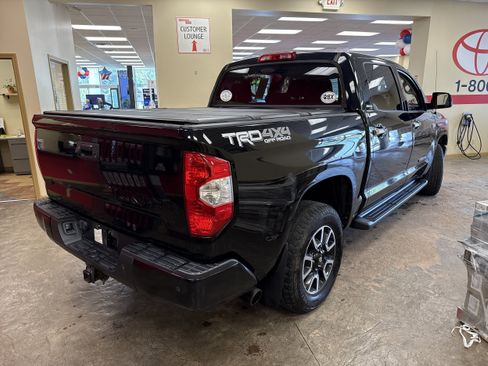 Used 2019 Toyota Tundra Limited w/ Limited Premium Package AWD/4WD image 12