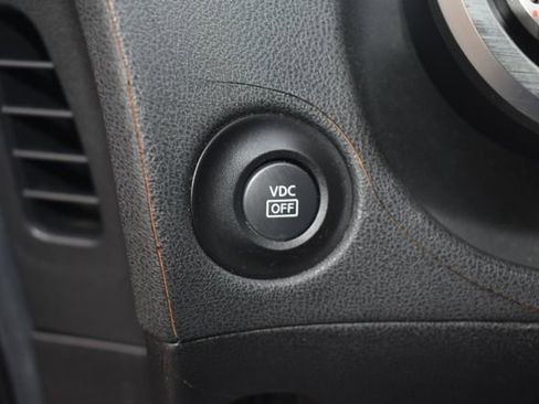 Used 2010 Nissan 370Z Touring w/ Sport Pkg image 20