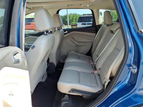 Used 2017 Ford Escape Titanium FWD image 6