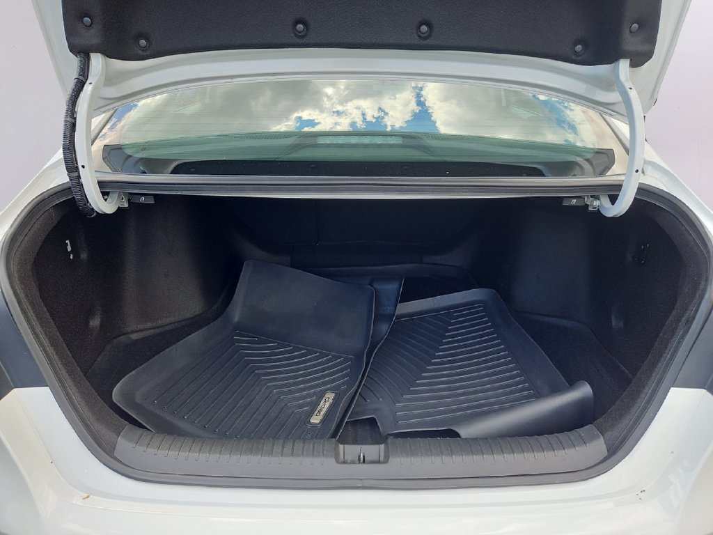 Certified 2023 Honda Accord EX image 30