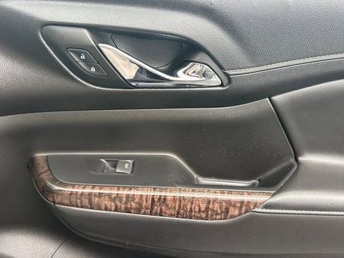 Used 2023 GMC Acadia Denali FWD image 22