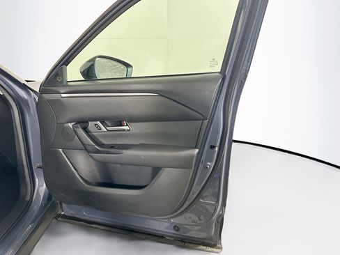 Used 2025 MAZDA CX-50 AWD 2.5 S w/ Preferred Package image 32